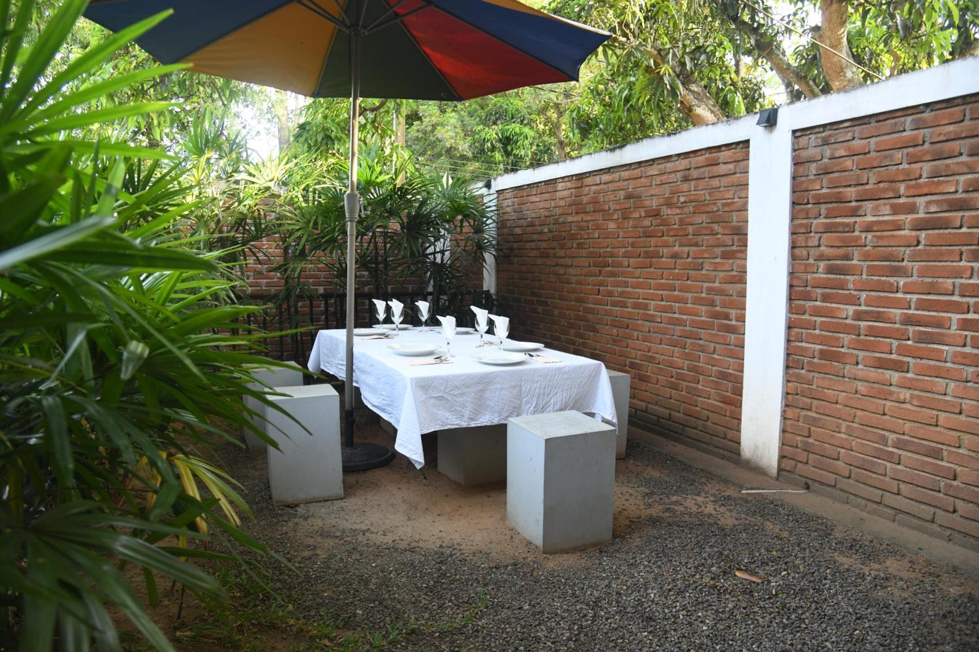 Wild Park Safari Home Stay Udawalawe Exterior photo